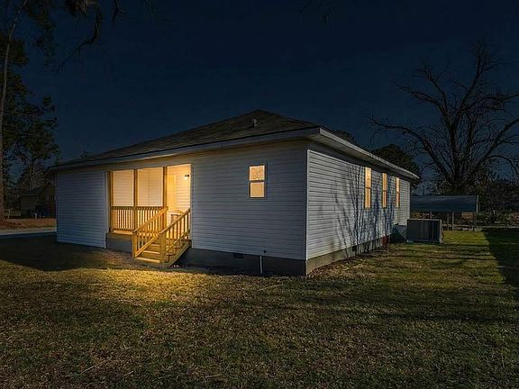 2nd image of 511 Limit St