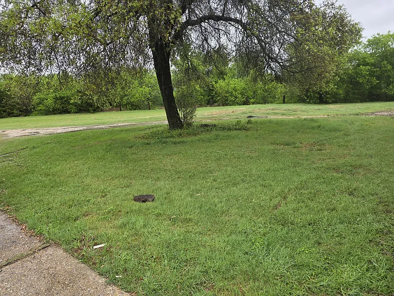 1002 W Bear Creek Rd — Photo 43