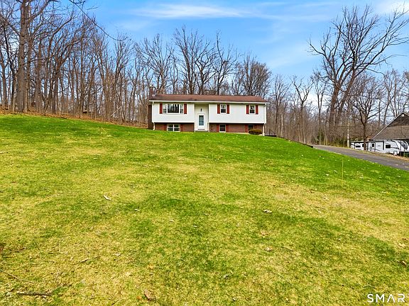 3rd image of 55 Saw Mill Road