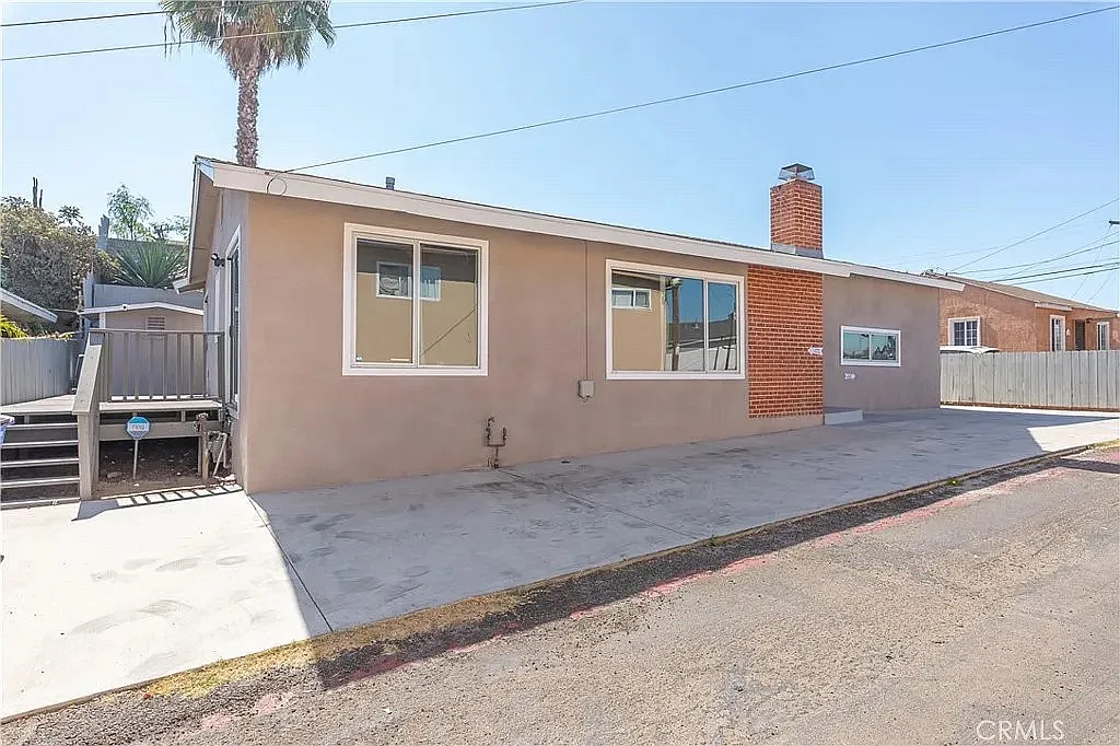 Palm Ave, National City — Photo 1