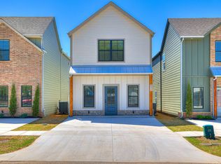 604 W 2nd St #100, Edmond, OK 73003