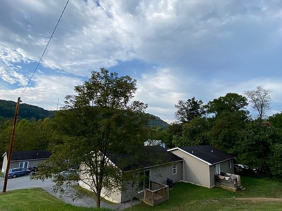 2nd image of 213 Post Rd #7