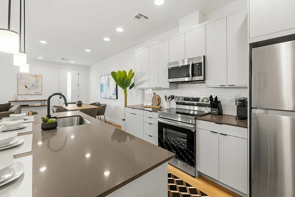 Canopy at The Trails Townhomes — Photo 3