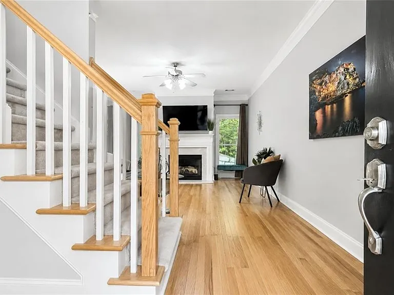 2540 Village Creek Lndg SE — Photo 3