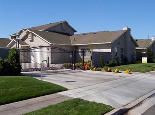 1219-1233 W Spruce Ave #1227, Fresno, CA 93650