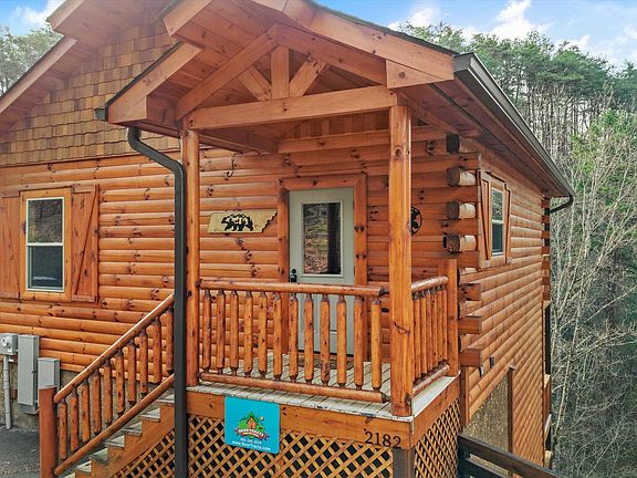 3rd image of 2182 Bear Haven Way