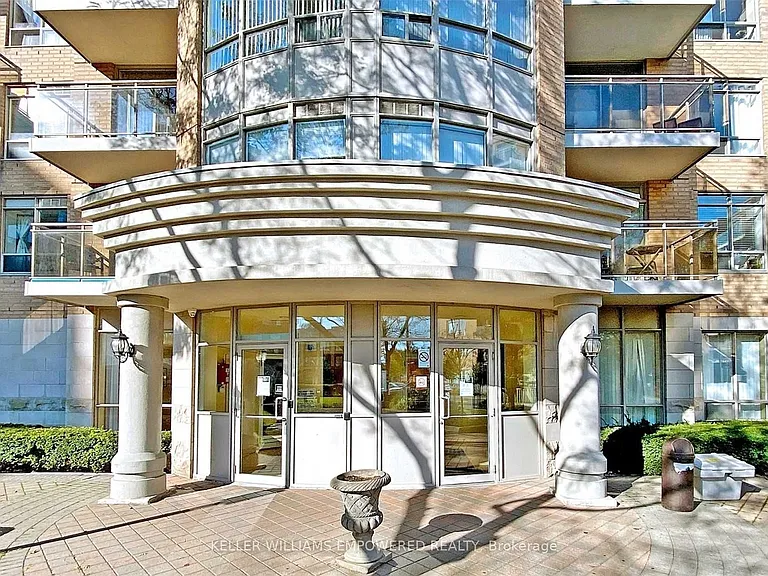 650 Lawrence Ave W #915 — Photo 2