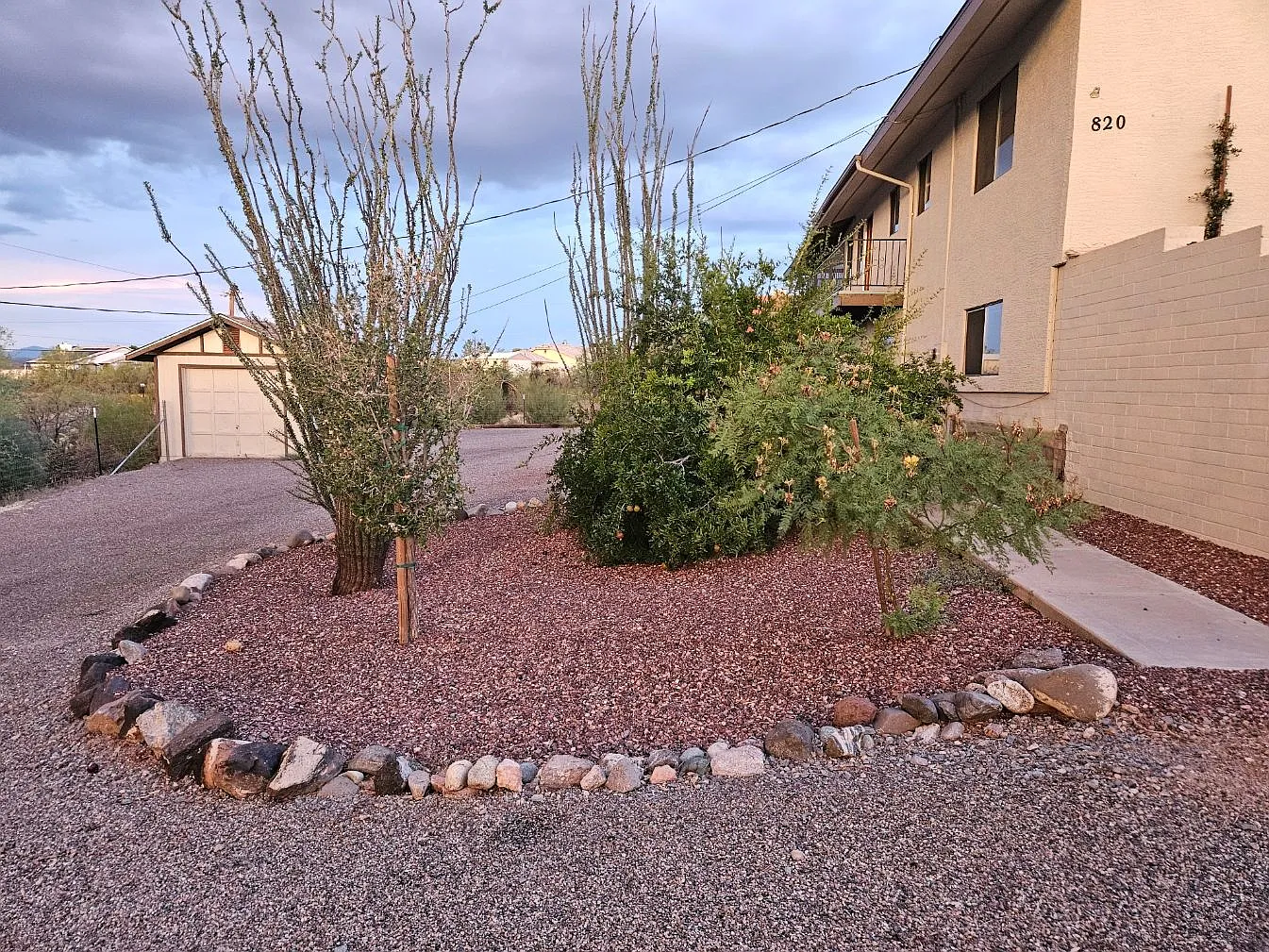 820 Yaqui Dr — Photo 2