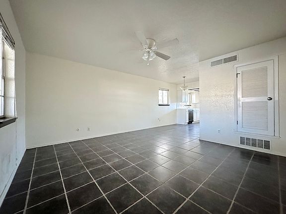 5th image of 2418 Pittsburg Ave #A