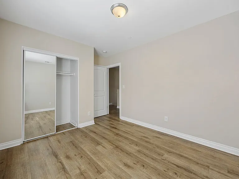 872 N Edgemont St #8721 — Photo 10