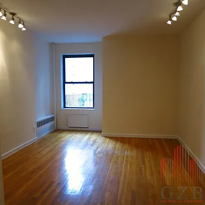 Rented by Avenues Real Estate | media 62