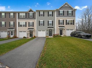 2072 Alex Rd, Easton, PA 18040