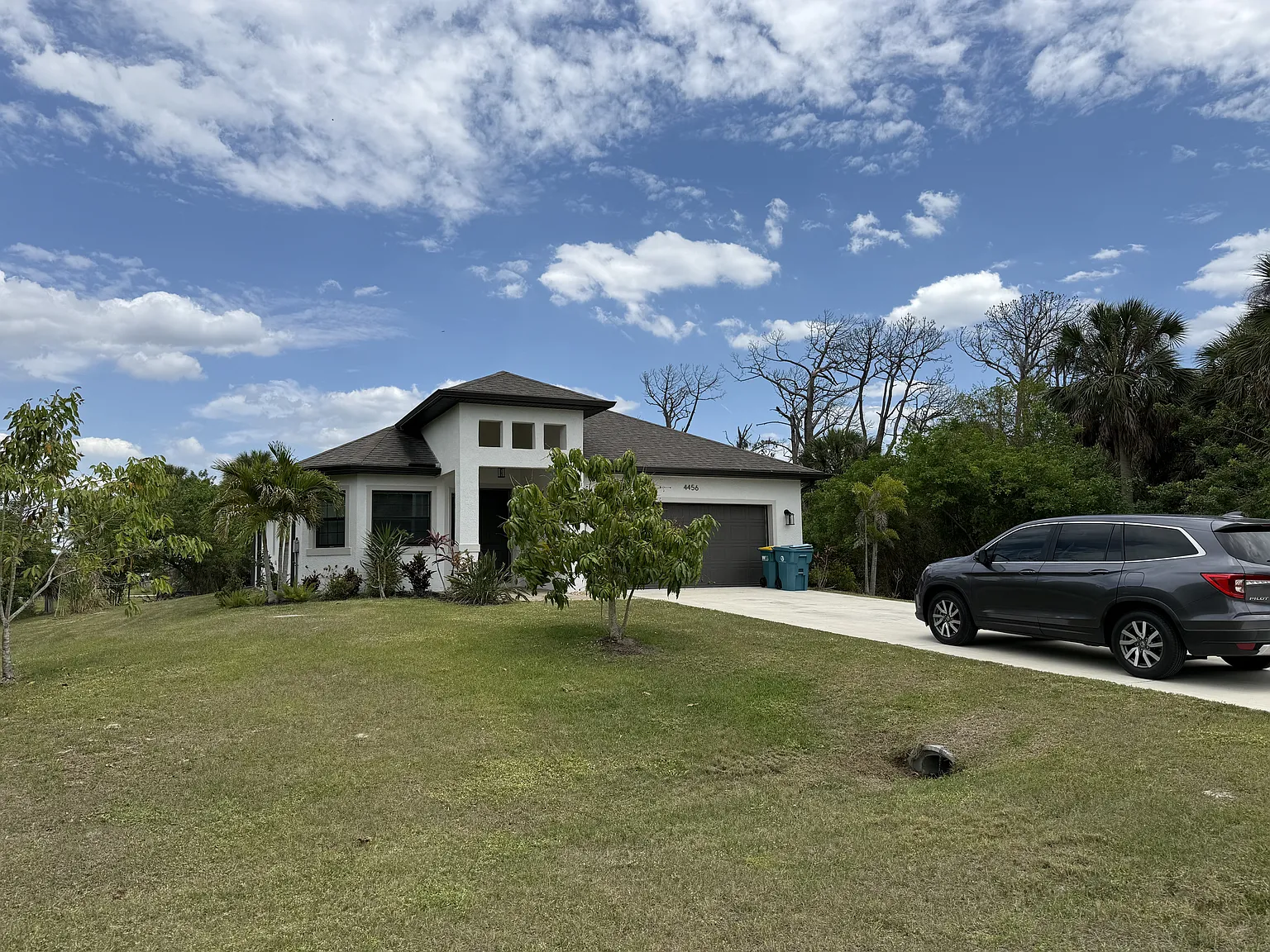 3 bed, 1583 sqft, $2,300 — Photo 2
