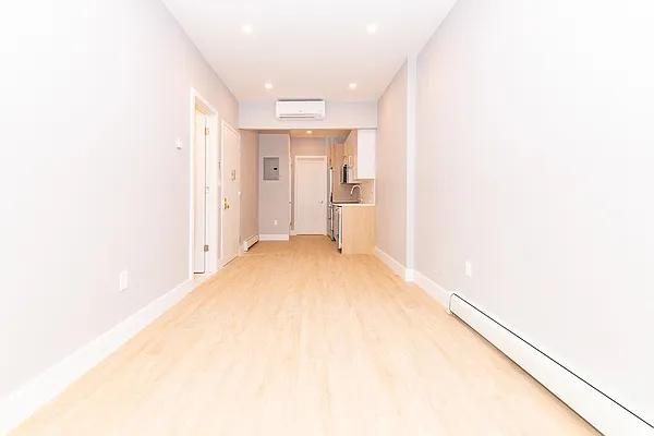 Rented by MySpaceNYC | media 5