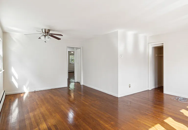 38 Brighton Ter — Photo 11