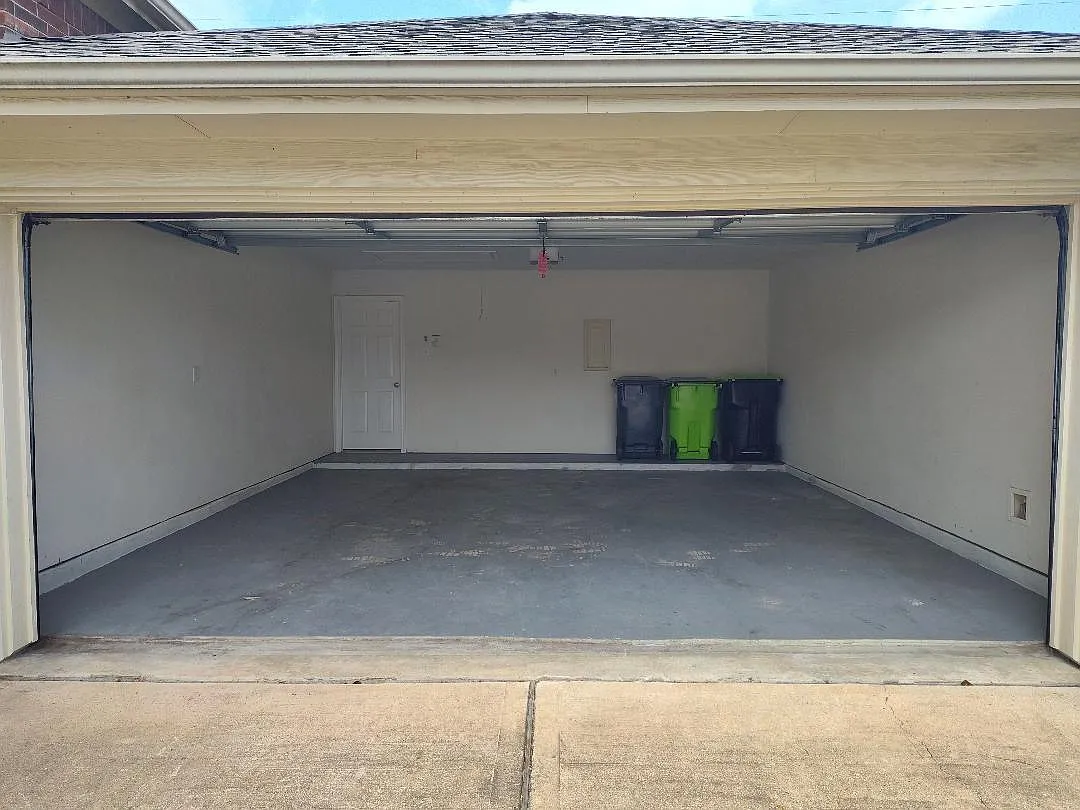 3 bed, 1855 sqft, $1,800 — Photo 4