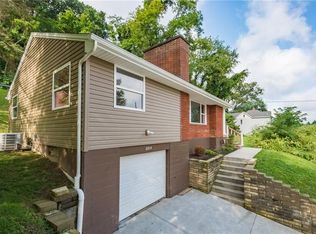 2314 Locust St, Greensburg, PA