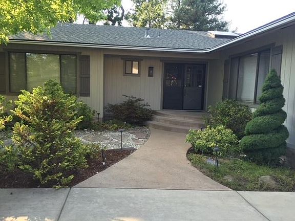 2nd image of 13025 Torrey Pines Dr