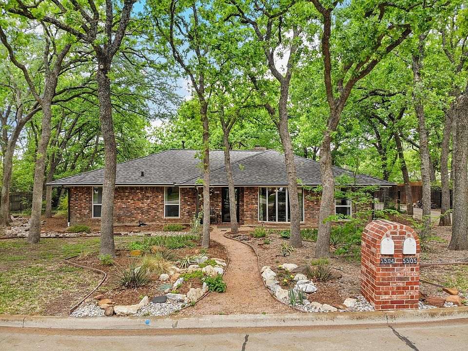 1st image of 5505 Valley View Dr W