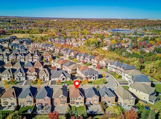 736 Harry Douglas St, Newmarket, ON L3X 0J8