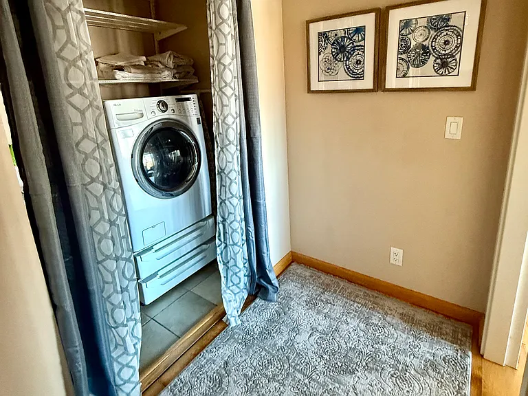417 E Kiowa St #906 — Photo 14