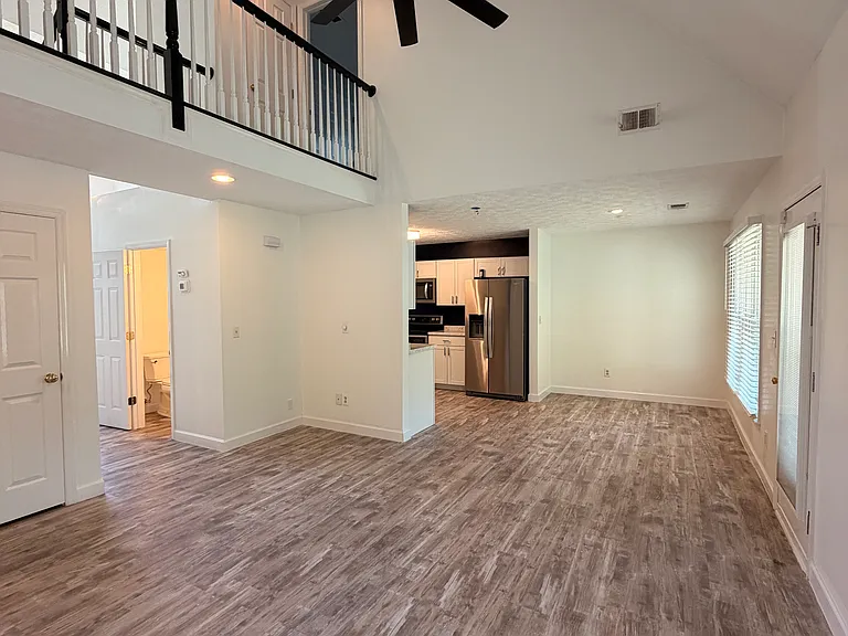 1819 Timber Creek Dr — Photo 10