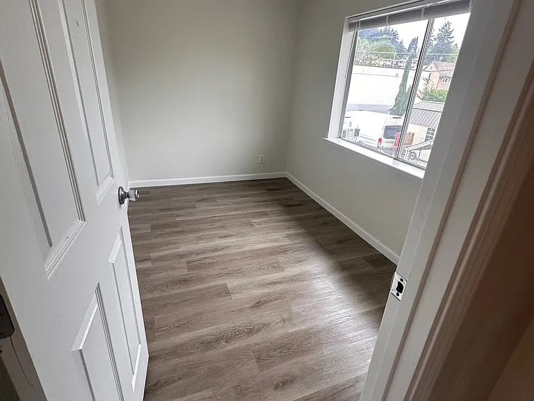 103 N Montgomery Ave #4 — Photo 5