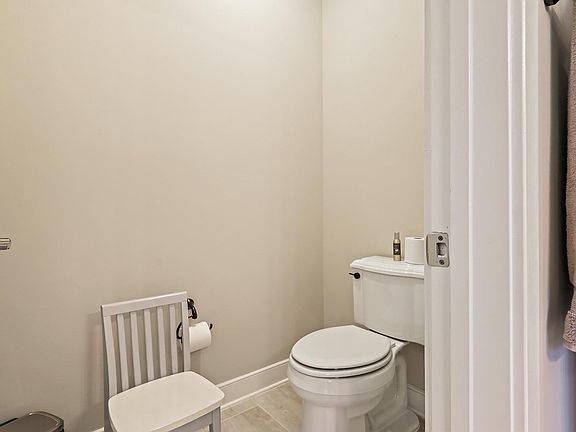 2nd image of 8418 Doyle Dr
