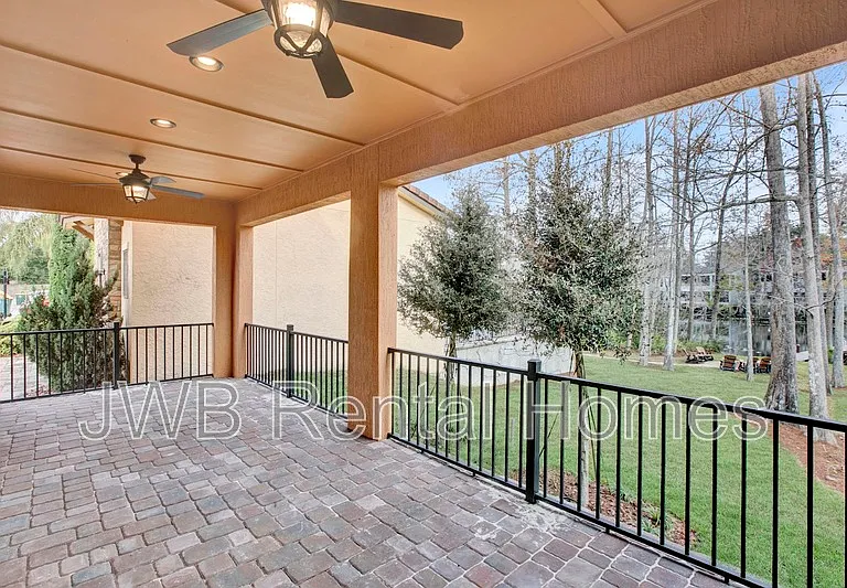 8859 Amalfi Ct — Photo 18
