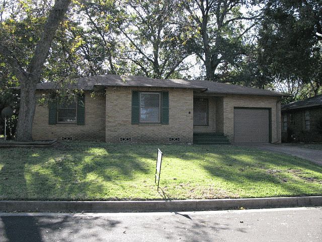1st image of 1011 Guinn Dr