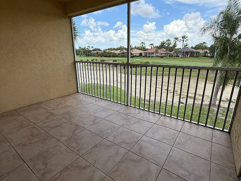 Lanai/balcony
