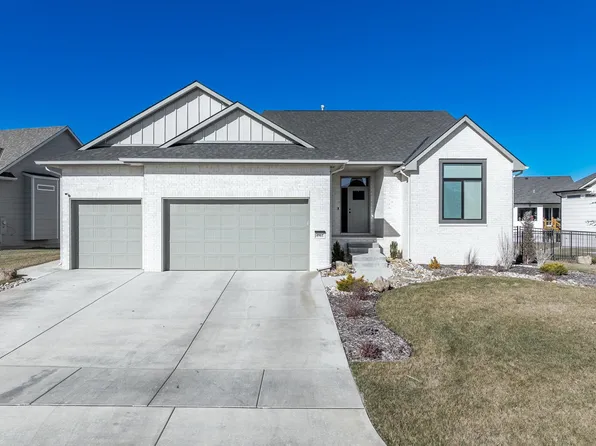 4961 N Emerald Ct, Maize, KS 67101