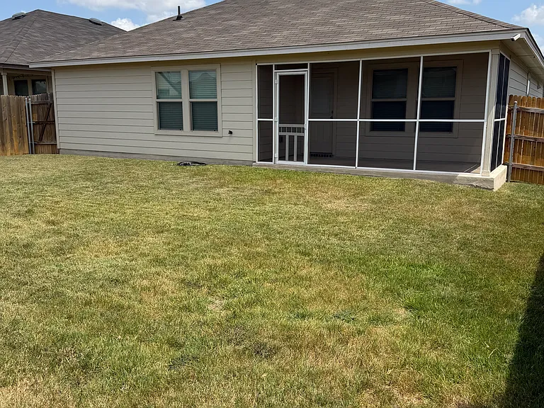 712 Taggart Trl — Photo 25