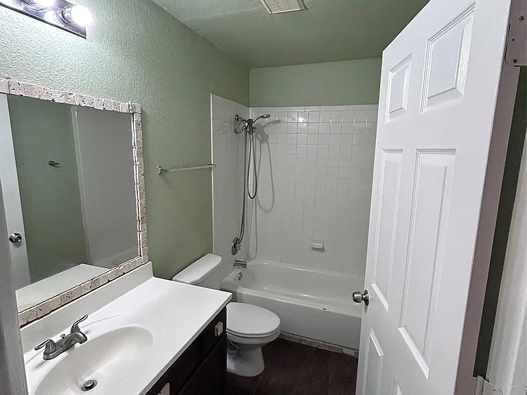 5708 Spring Meadow Rd #B — Photo 13