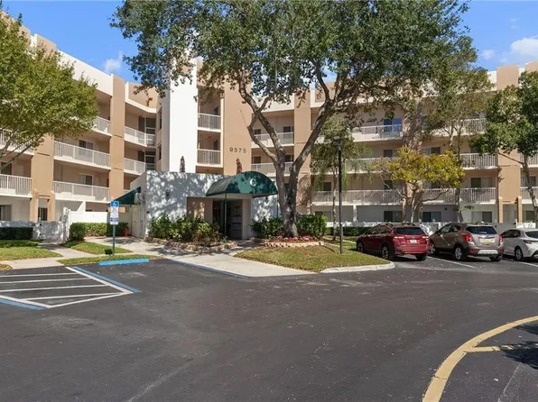 9575 Weldon #C211, Tamarac, FL 33321