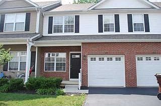 1st image of 660 Grove Cir
