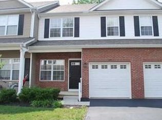 660 Grove Cir, Gahanna, OH 43230