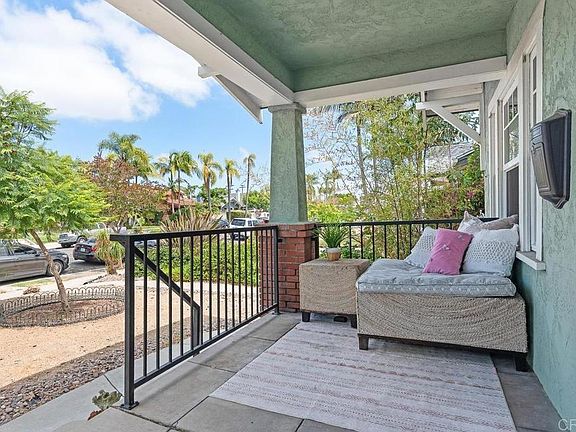 4th image of 3325 Dale St #3329