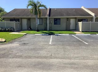 10128 Boca Bnd E #C2, Boca Raton, FL 33428