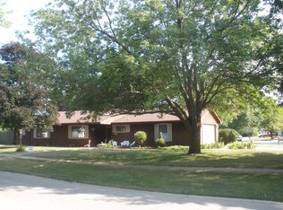 1405 Harrington Dr, Champaign, IL