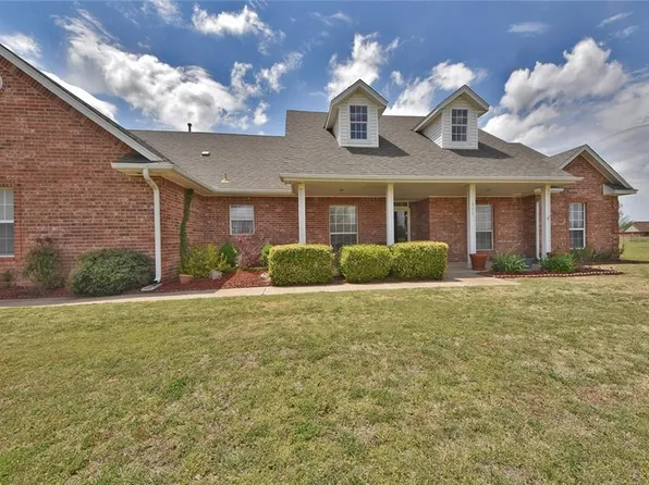 311 Mockingbird Ln, Tuttle, OK 73089