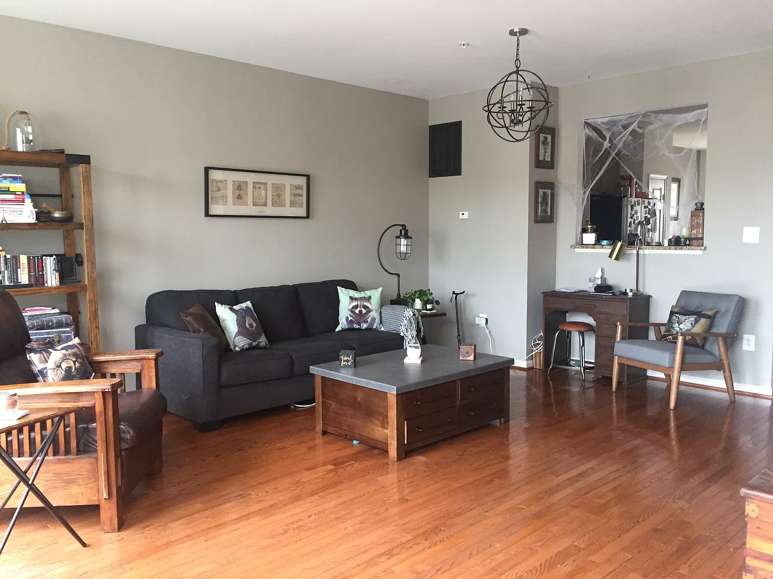 1 bed, 2640 sqft, $900 — Photo 2