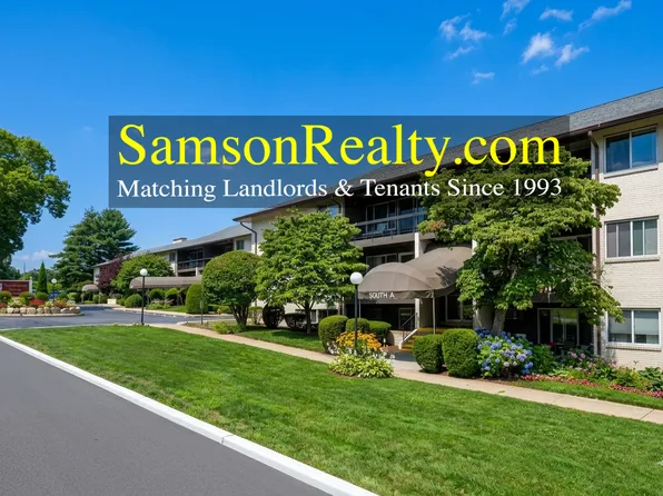 400 Narragansett Pkwy, Warwick, RI