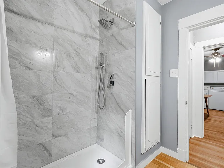 304 Bomar St — Photo 13