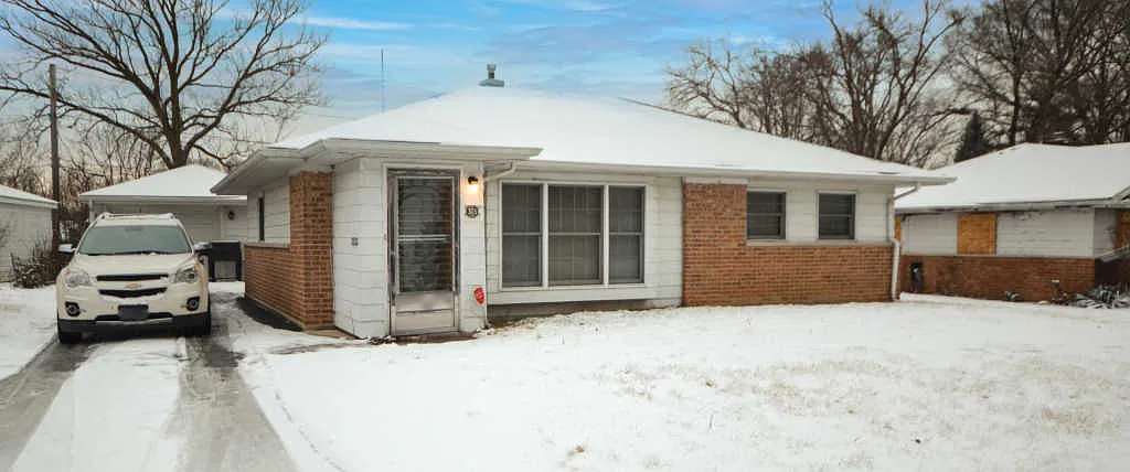 305 Sangamon St photo 1