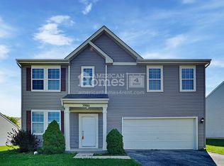 39861 Waterloo Dr, Beach Park, IL 60083