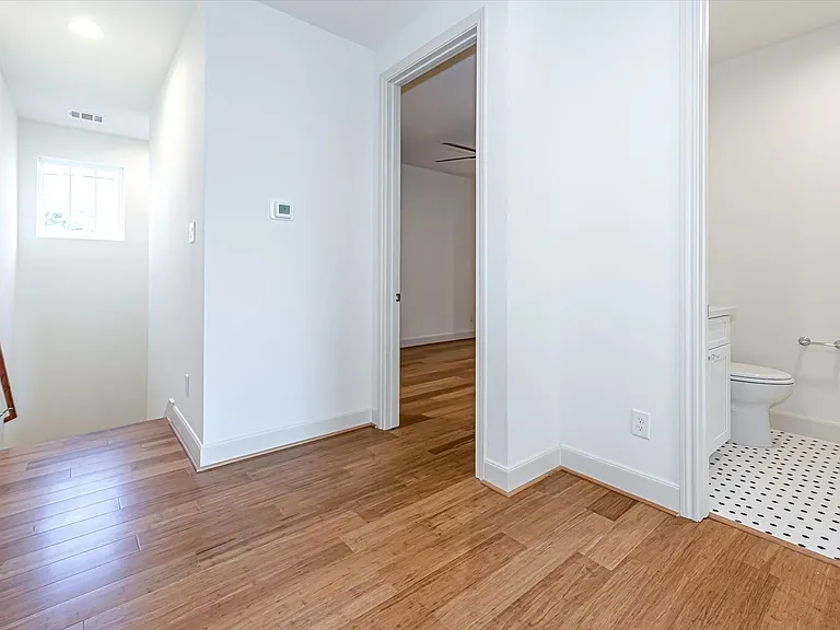 4218 Eigel St — Photo 15