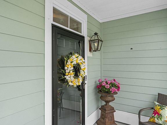 5th image of 1822 Grovehurst Dr