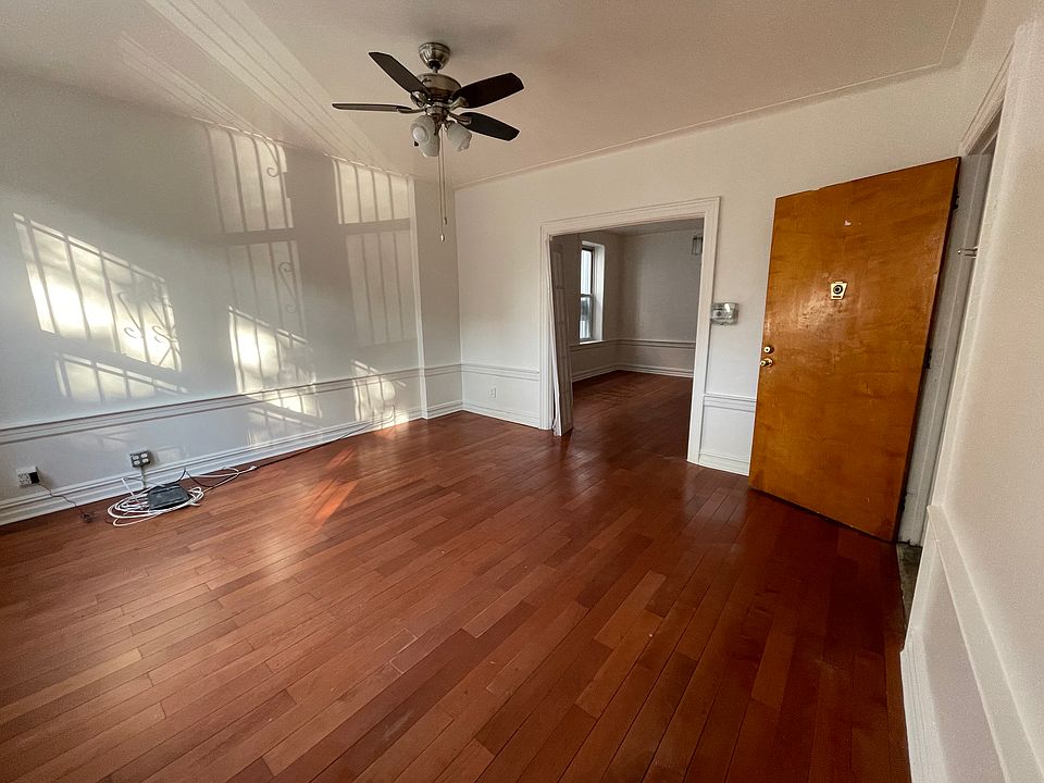 1st image of 397 Stockholm St #1
