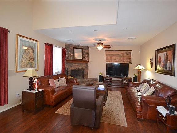 4th image of 18142 E La Posada Ct